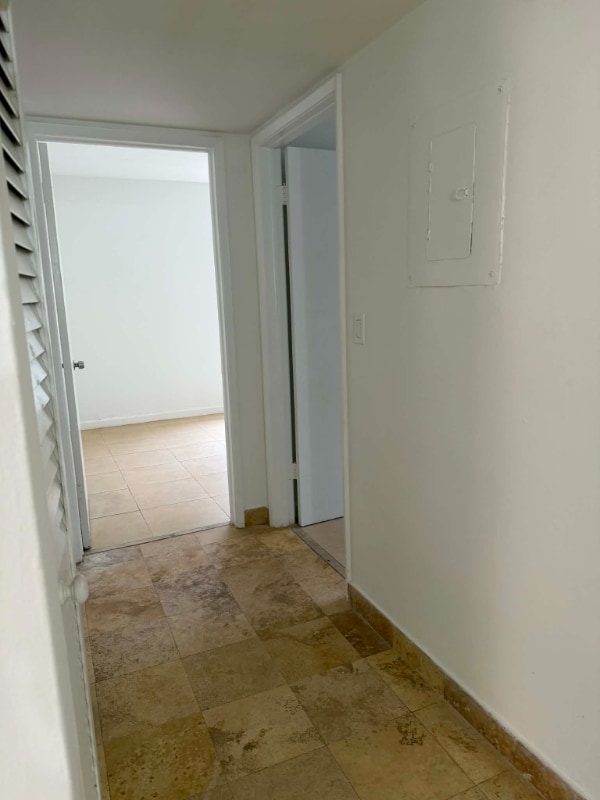 Photo - 341 W Park Dr