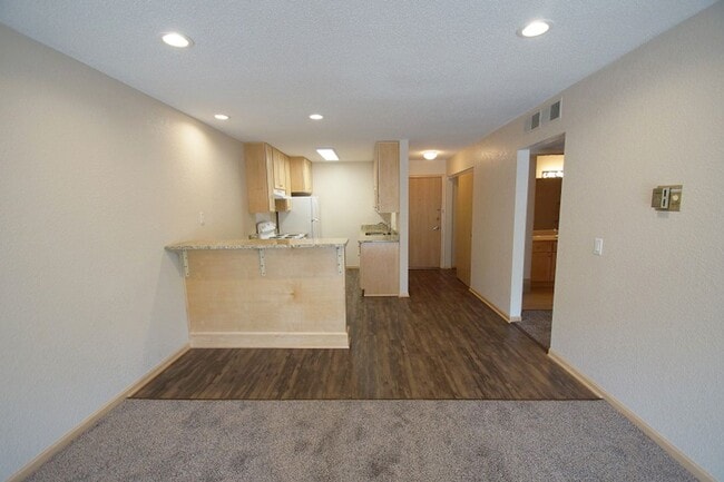 Photo - Pinto Suite Unit 213