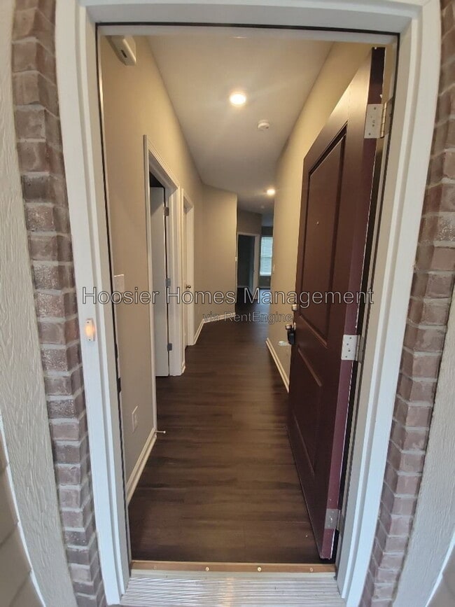 Photo - 5636 Brownstone Dr