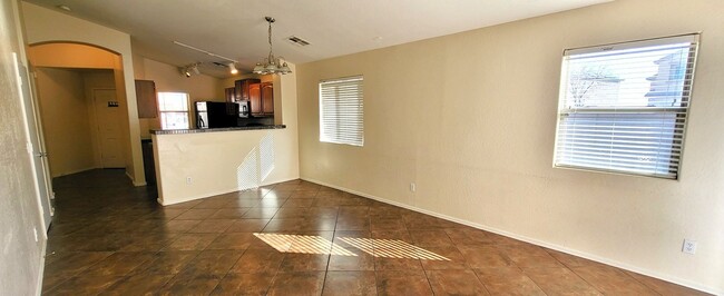 Photo - NICE 4 BED 2 BATH CORNER LOT HOME IN MARICOPA!!