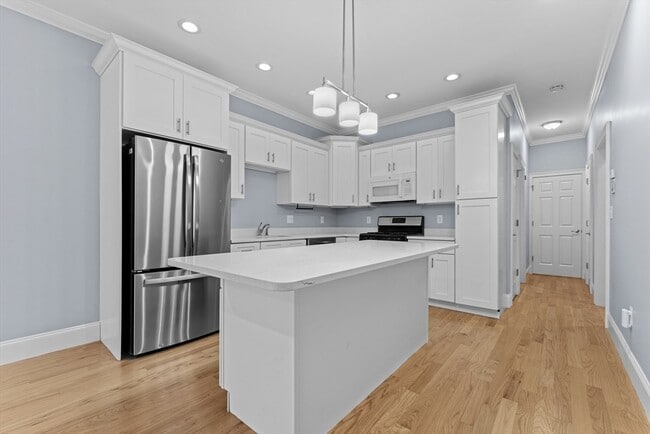 Photo - 90 W 3rd St Unit 1