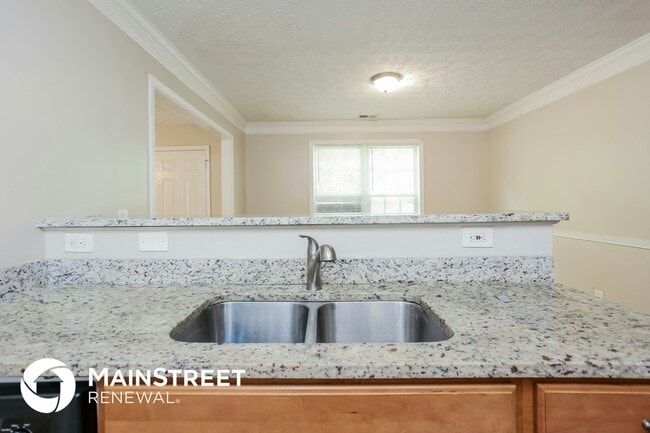 Photo - 3909 Riverside Pkwy