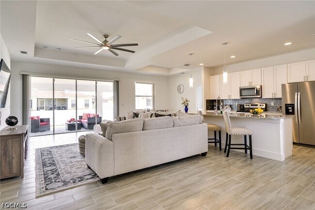 Photo - 5307 6th St W