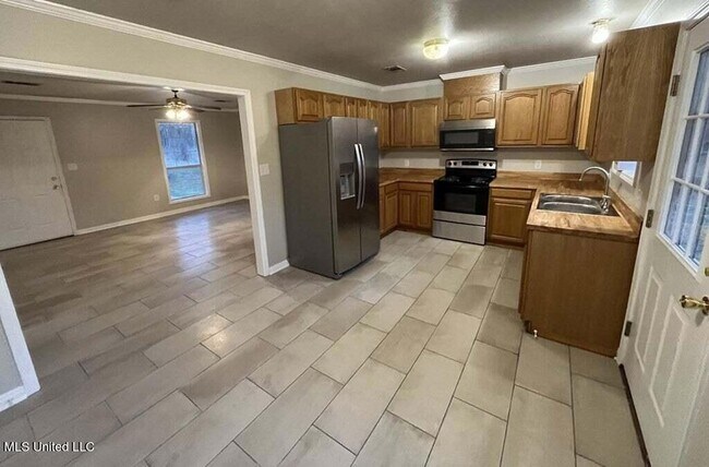 Photo - 214 Carter St