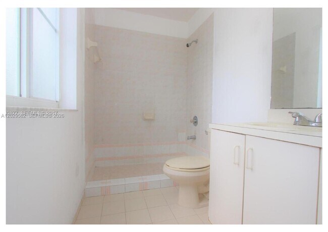 Photo - 200 NW 114th Ave Unidad 22-101