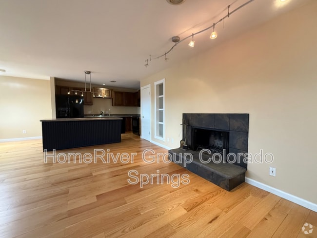 Building Photo - 6590 Delmonico Dr Rental