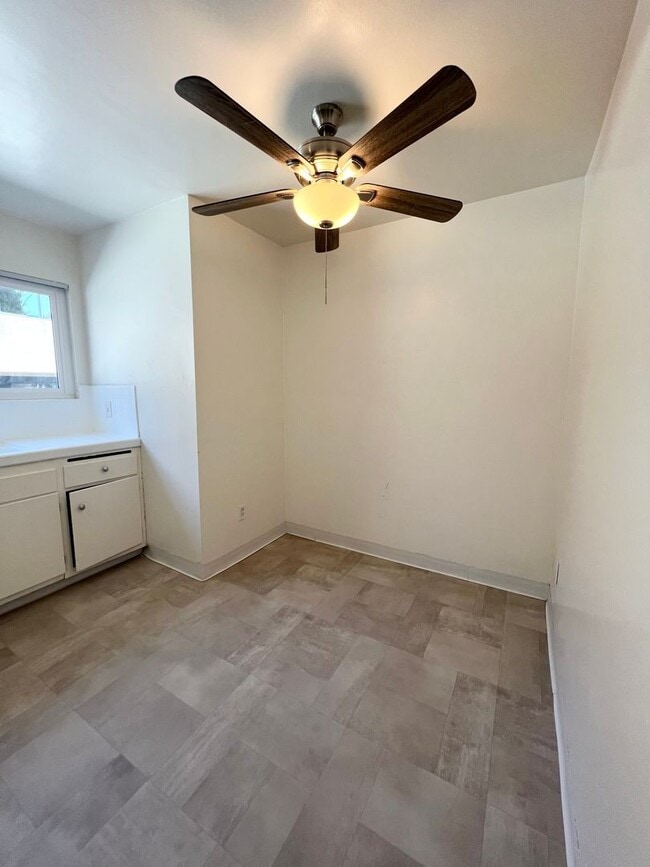 Photo - NARBONNE 2 (Miramar)