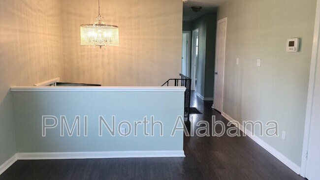 Photo - 2003 13th St SW