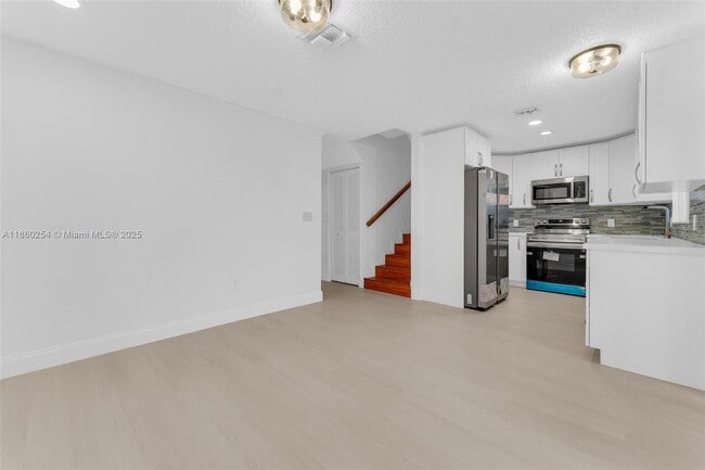 Photo - 9745 NW 37th St Casa Adosada