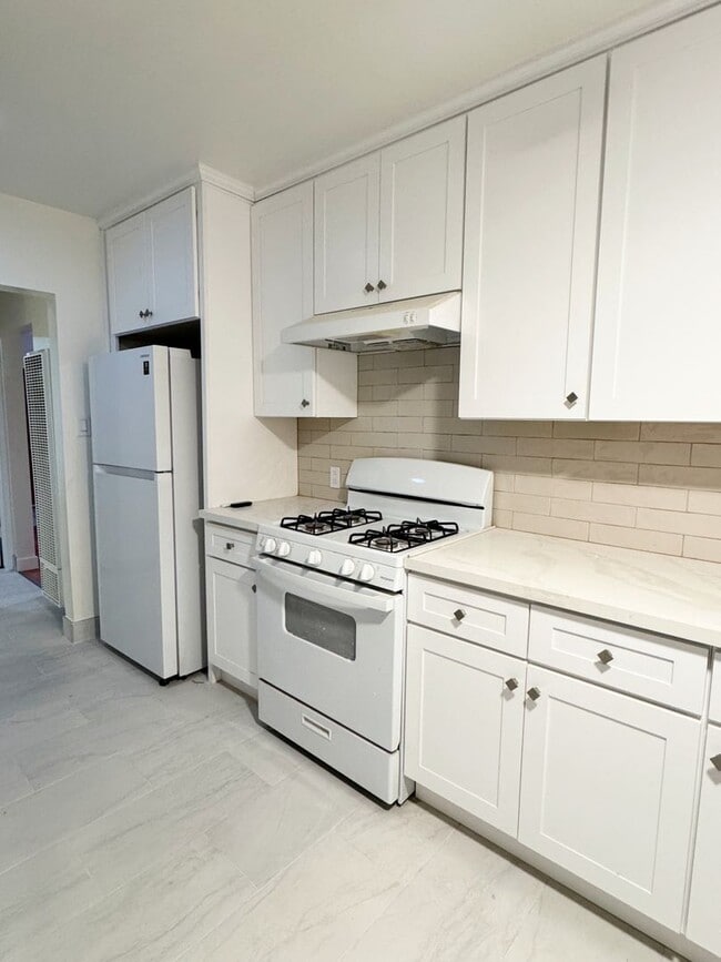 Photo - Charming 3-Bedroom Front Home only in Norwalk