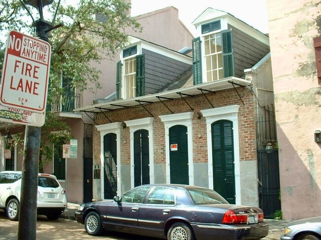 832 St Ann St. Unit 1A