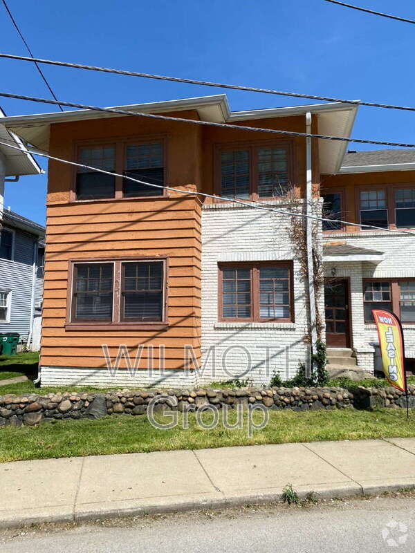 Building Photo - 636 E 37th St Unit #6 Rental