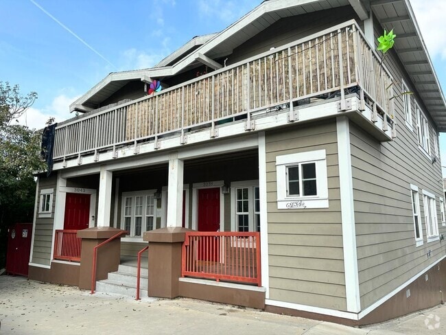 Building Photo - Rent Now at 12ths st Rental
