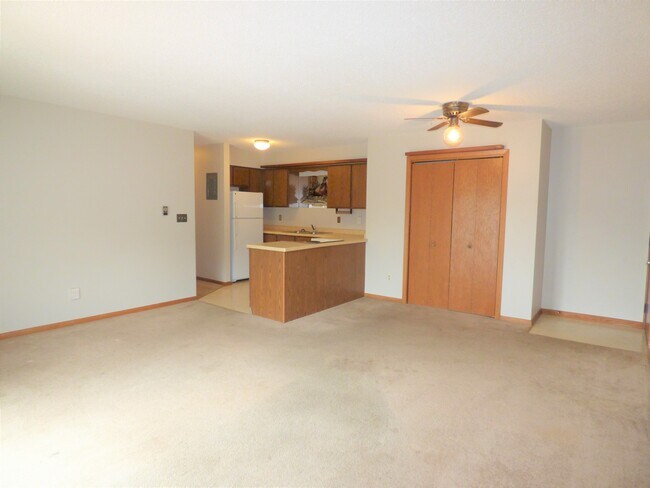 2604 4th Ave NE Unit 10
