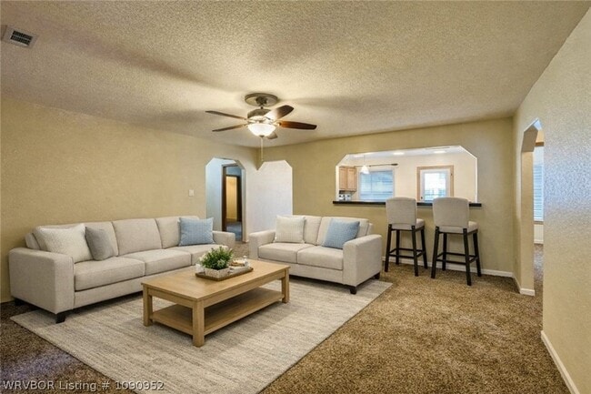 Photo - 400 Apple Valley Dr