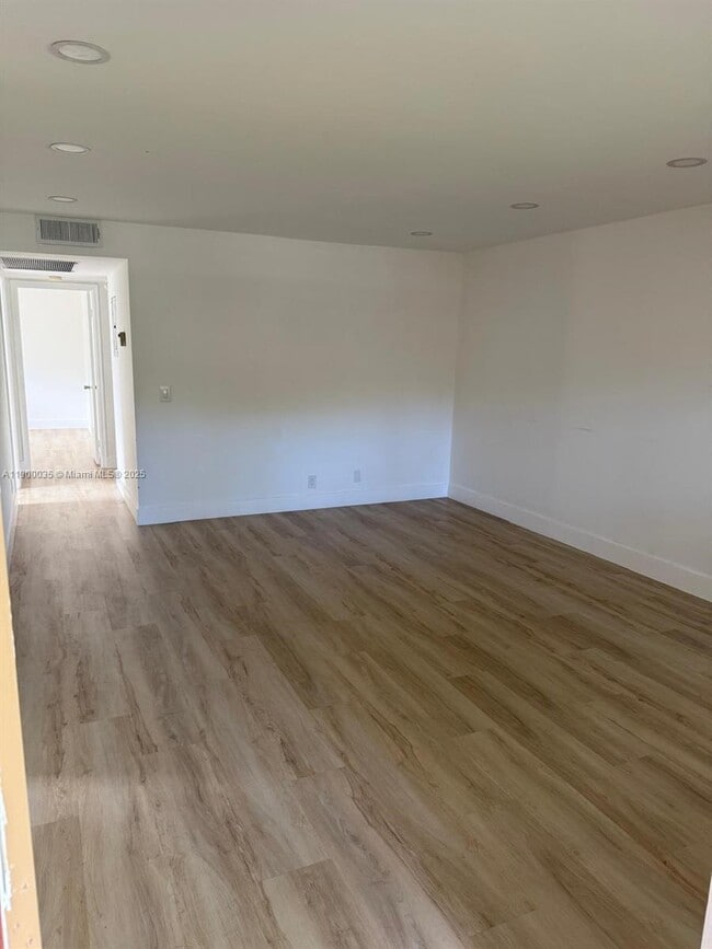 Photo - 100 SW 132nd Way Unit 205K