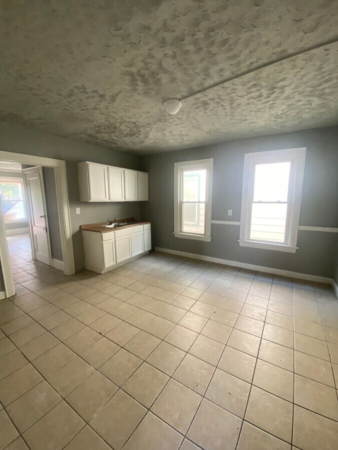 Photo - 2653 N 22nd St Unit 2653 (Lower)