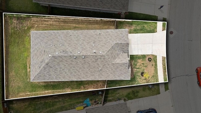 142 Solitude Dr