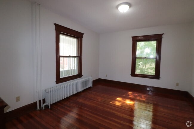 Building Photo - 103-105 Lincoln St / Owen Properties, LLC Unit 1st Fl Rental