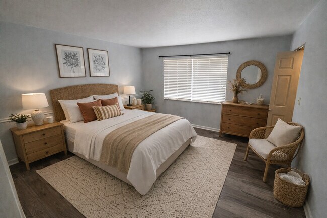 Bedroom 2 - 907 La Tourrette Ct