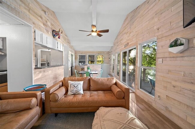 Photo - 1708 Ski Slope Dr