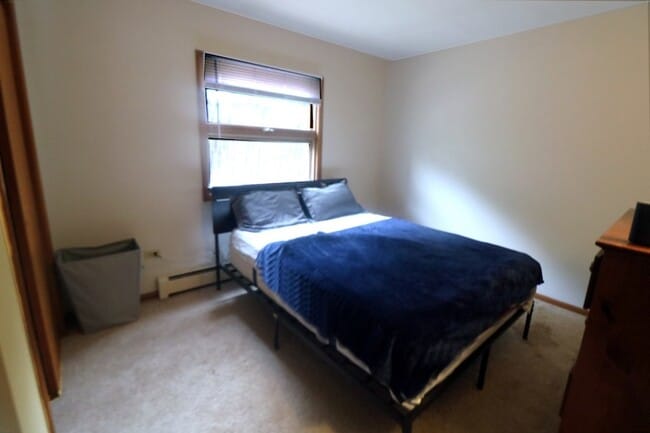 220 Griffing Ave