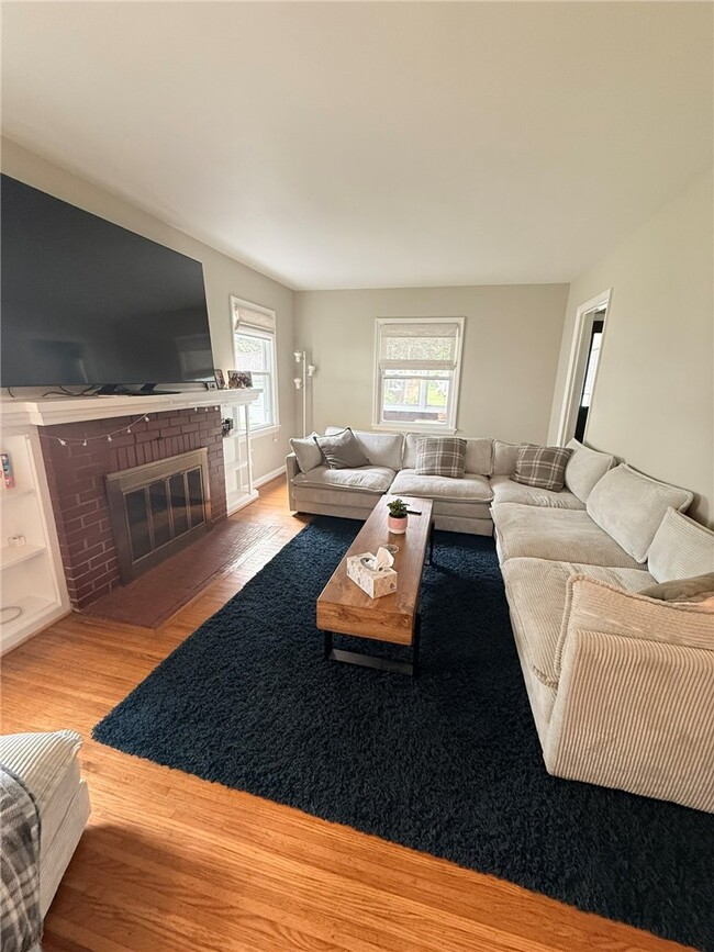 Photo - 165 Orchard Dr