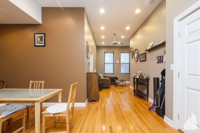 Photo - 705 N Milwaukee Ave Condo Unit 1R