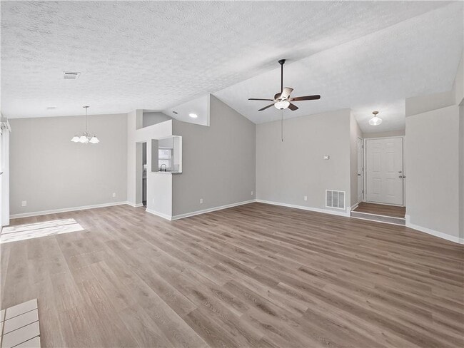 Photo - 3355 Tia Trace NW