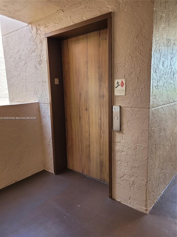 Photo - 9520 Seagrape Dr Unidad 306