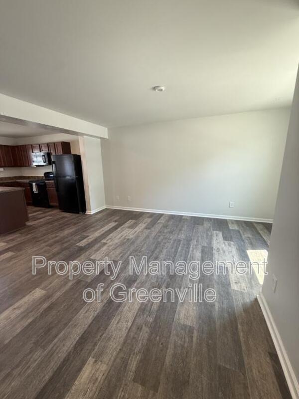 Photo - 103 Fernside Ct