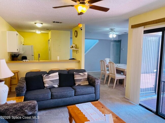 Photo - 1011 Abada Ct NE
