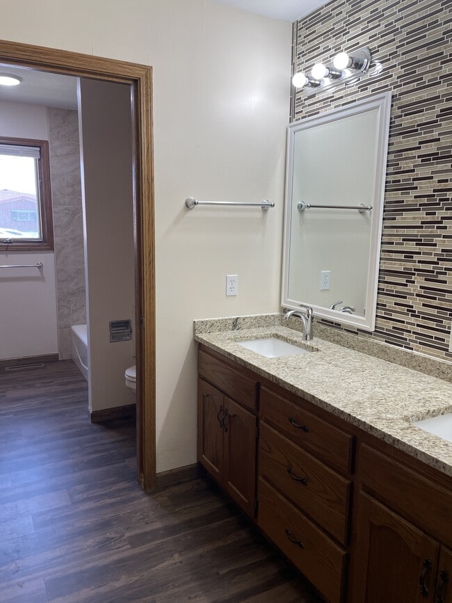 Photo - 5201 17th St Terrace