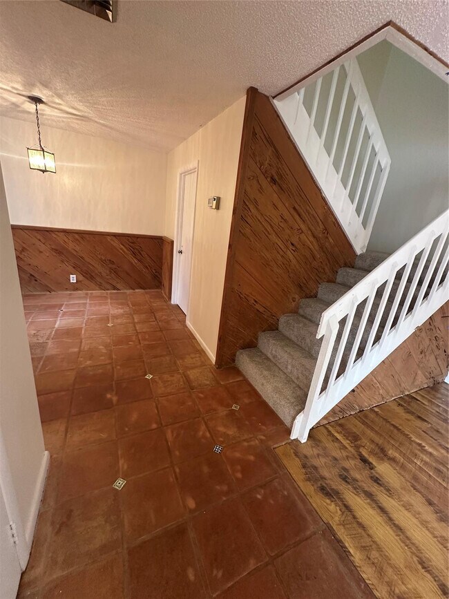 Photo - 5748 SE Riverboat Dr