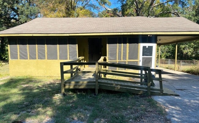 Building Photo - 2631 Farrar St Rental