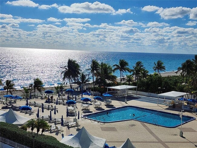 Building Photo - 2030 S Ocean Dr Unit 1107