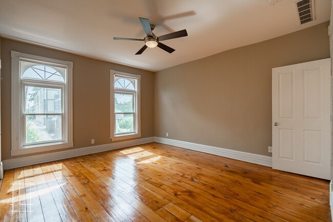 Photo - 1173-1175 Say Ave Unidad 1175 Say Ave