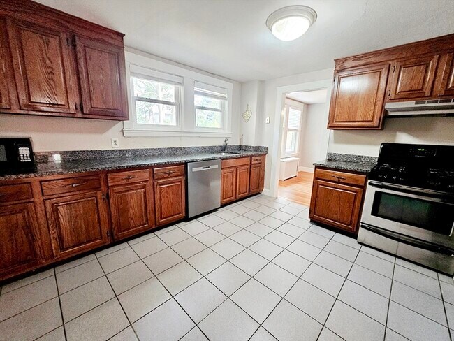 Photo - 9 Keefe Ave Unidad 1