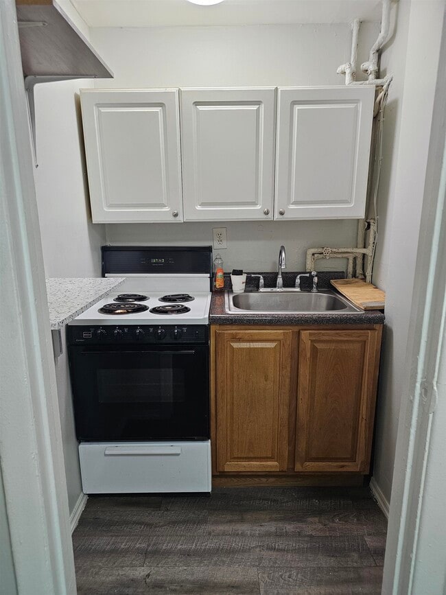 Photo - 38 Fisk St Unit ground fl