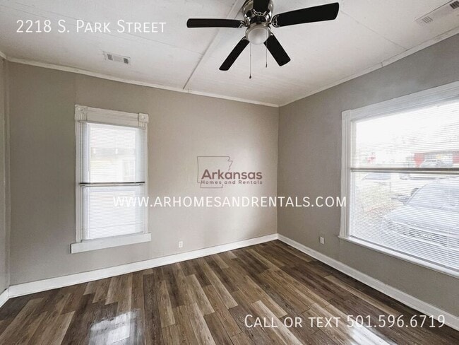 Photo - 2218 S Park St