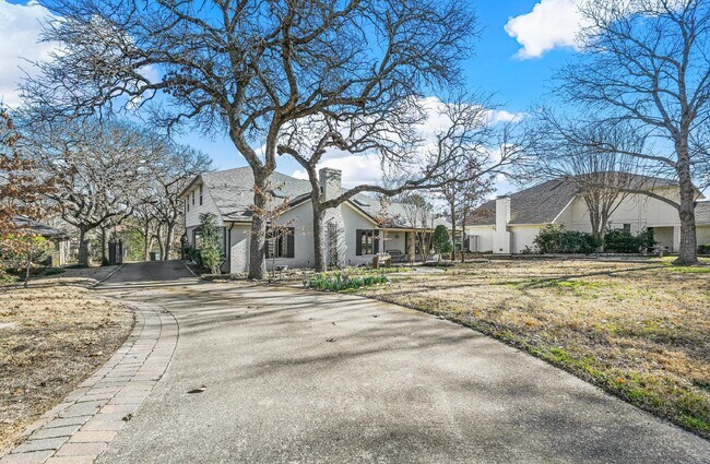 Photo - Ask about our NO security deposit option!