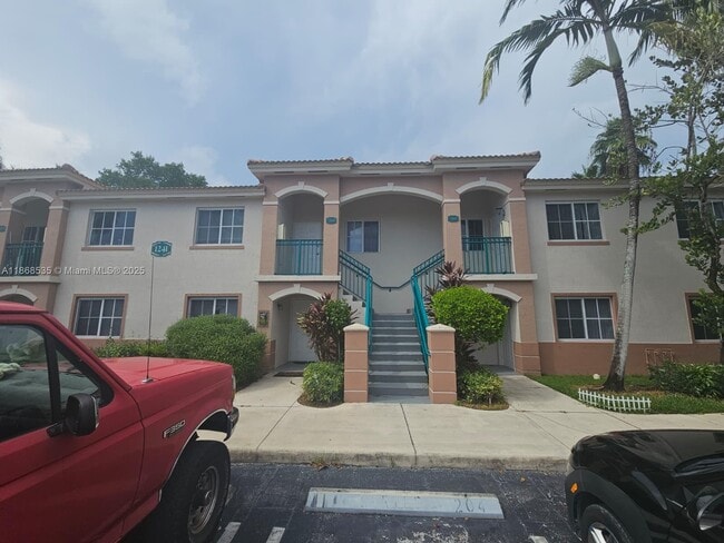 Building Photo - 1241 SE 29th St Unit 205-27 Rental