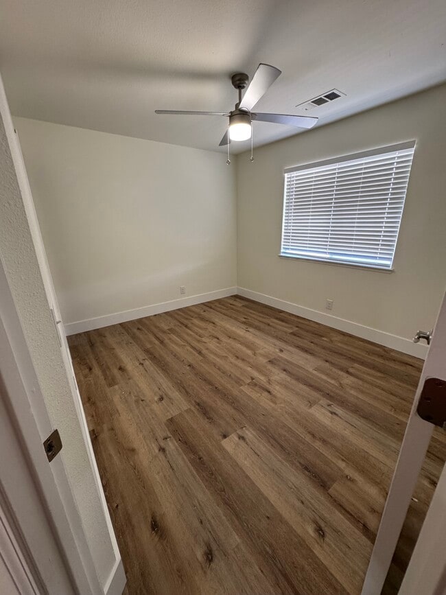 Photo - 1024 Michelle Ct House