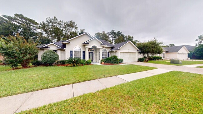 Photo - 11861 Lake Fern Dr