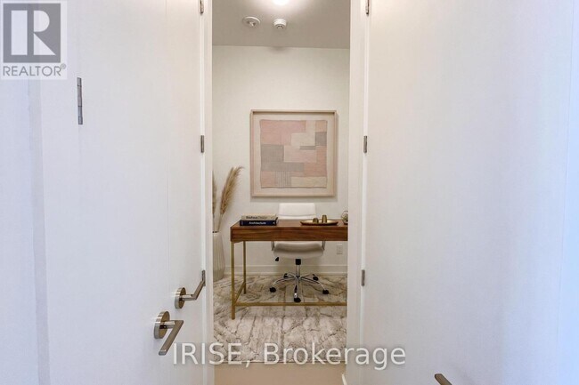 Photo - 11 Yorkville Ave Unité 5710