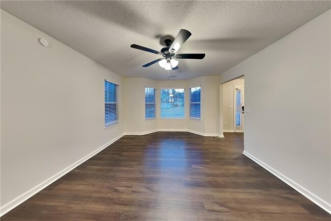 Photo - 7045 Treeline Dr