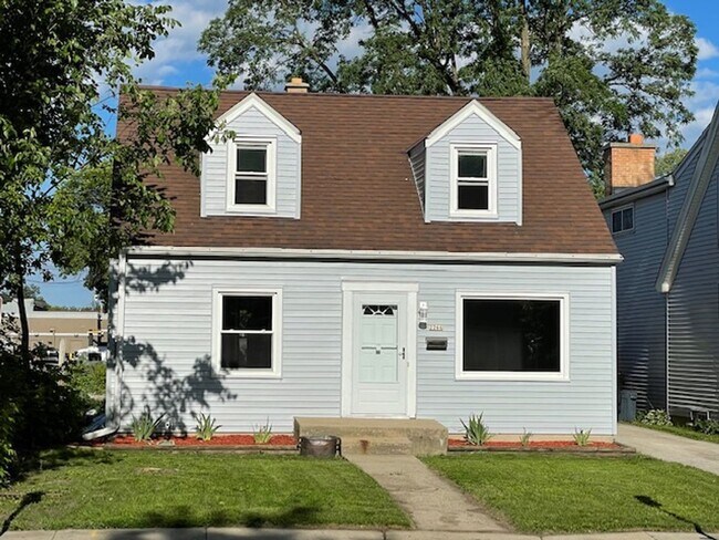 Building Photo - 2266 N 68th St