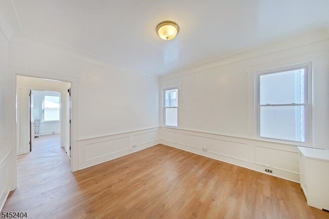 Photo - 183 Broad St Unit 1R