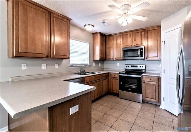 Photo - 111 NW Wittington Ln