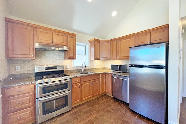 Photo - 23 Lambert St